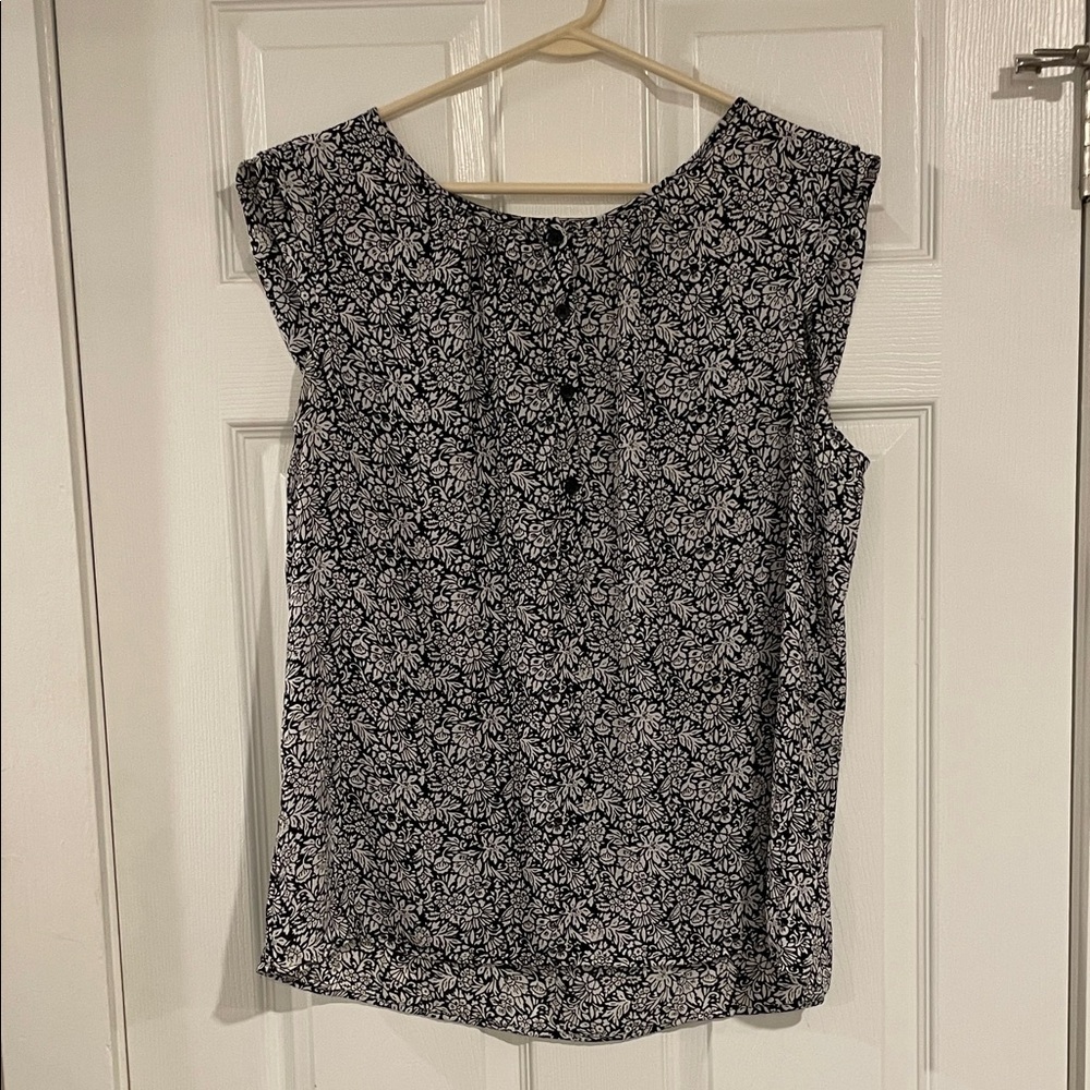 LOFT Black and White Floral Blouse